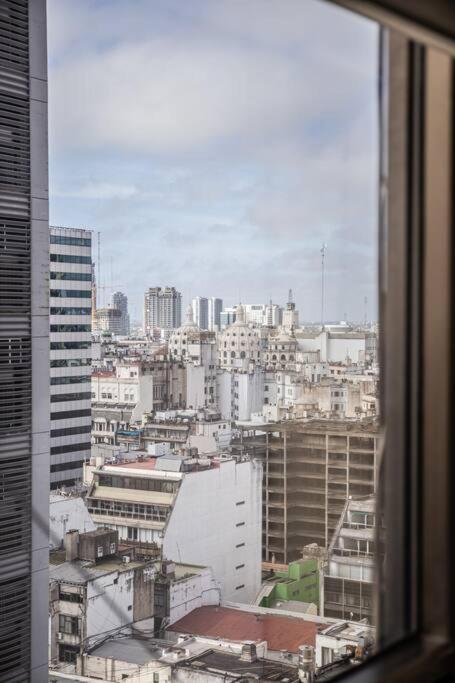 Corrientes 818 By Depptoe *
